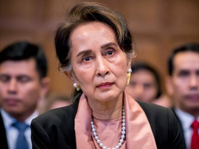 Myanmar: Bà Suu Kyi đối mặt thêm cáo buộc nhận hối lộ