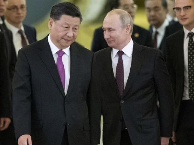 Trung Quốc một mặt xích lại gần Nga, mặt kia vẫn bắt tay với Ukraine