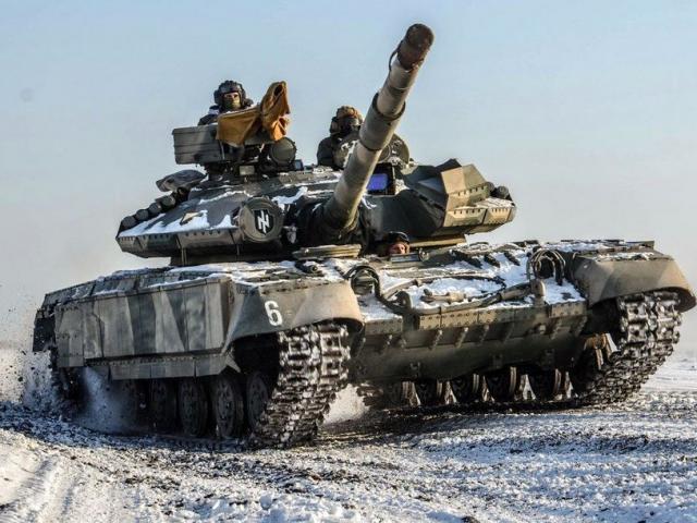 Soi sức mạnh xe tăng chủ lực của quân đội Ukraine
