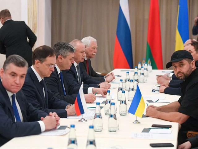 Đàm phán Nga - Ukraine: Kiev nêu 2 yêu cầu chính