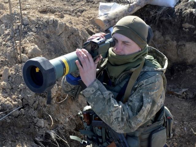 Ukraine yêu cầu Mỹ cung cấp 500 tên lửa Javelin, 500 tên lửa Stinger mỗi ngày