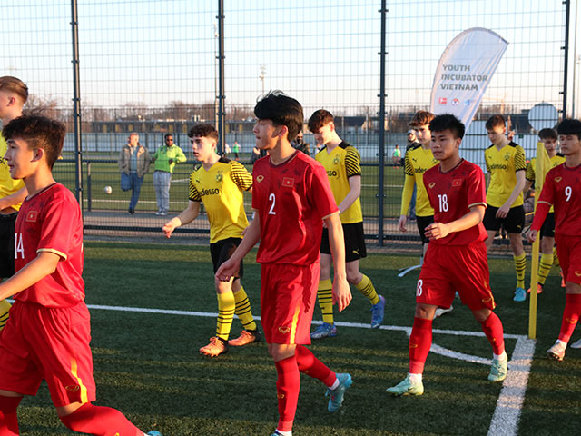 Những khoảnh khắc đáng nhớ của đội tuyển U17 Việt Nam tại Dortmund