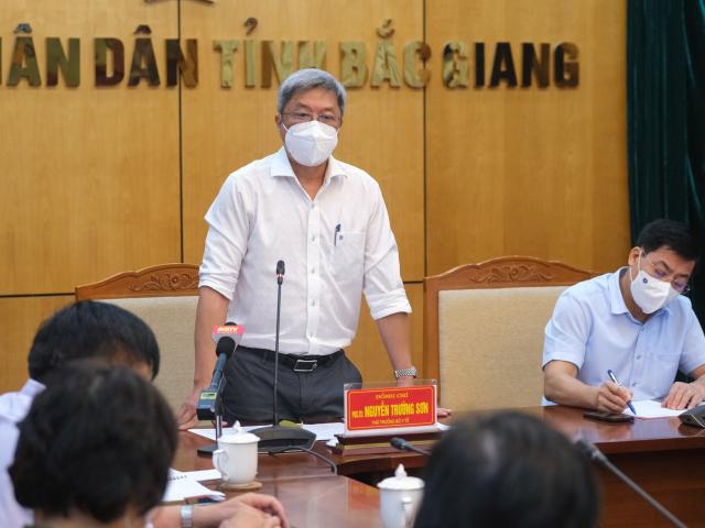 Ca mắc COVID-19 ở Bắc Giang tăng kỷ lục, Bộ Y tế họp khẩn ngay trong đêm