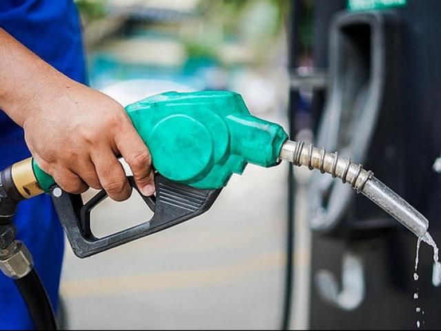 Giá dầu hôm nay 27/5: Tiếp tục giảm, giá xăng tại Việt Nam chiều nay tăng hay giảm?