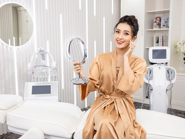 Một ngày làm đẹp của Á hậu Huyền My tại Venus by Asian