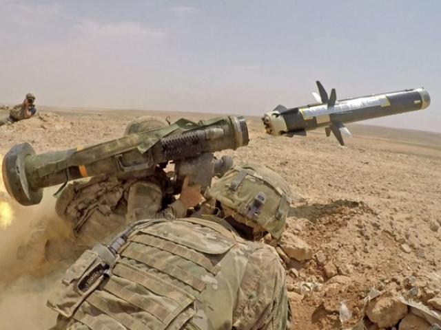 Binh sĩ ấn tượng với tên lửa Javelin, lãnh đạo Chechnya nói muốn Mỹ "gửi thêm" đến Ukraine