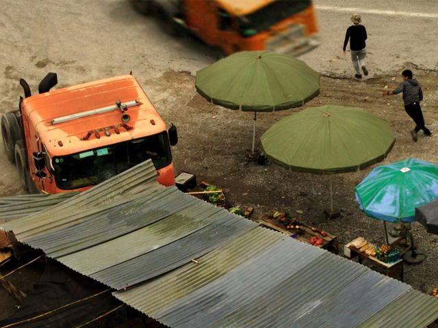 Phim Việt 18+: Cảnh rượt đuổi xe container trên đèo Đá Trắng khiến mọi người &quot;đứng tim&quot;