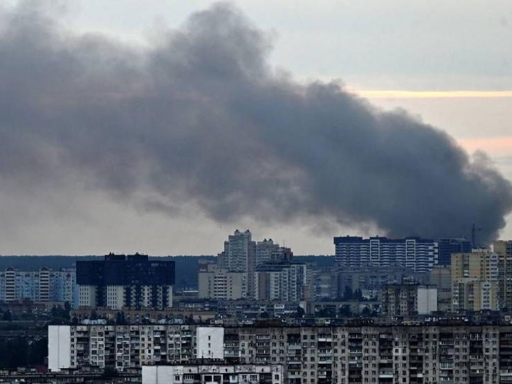Nga lần đầu giáng đòn không kích Kiev sau hơn một tháng: Ukraine nói gì?