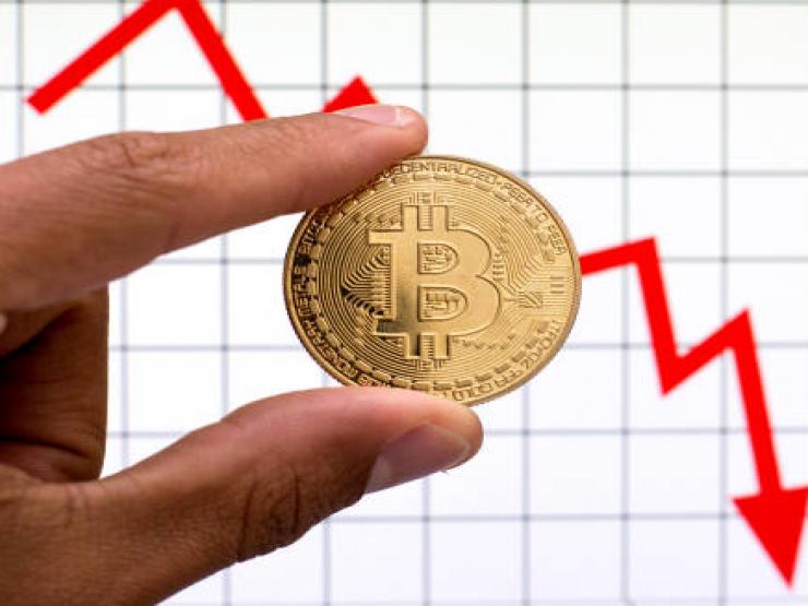 Giá bitcoin hôm nay 7/6: Lao dốc, người nắm giữ dài hạn đang bán tháo bitcoin
