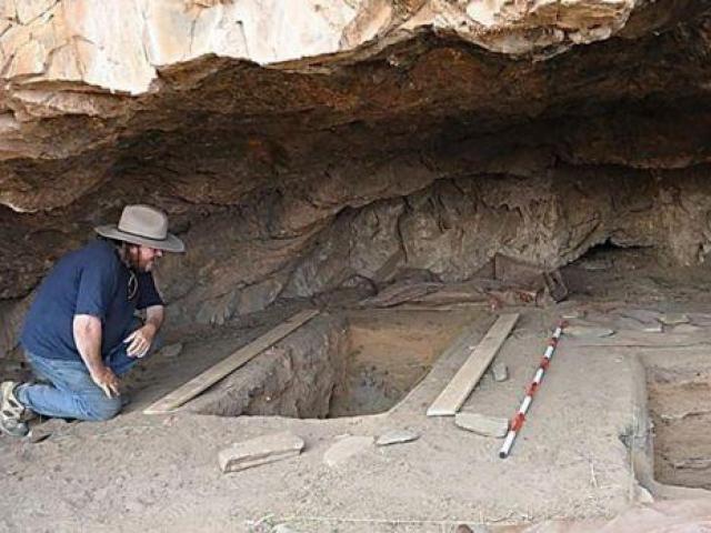 Peeing, suddenly discovered ancient human remains 49,000 years ago