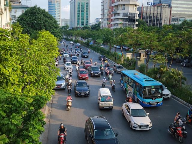 Cận cảnh 5 tuyến đường “đắt giá nhất hành tinh” ở Hà Nội, có nơi lên tới 3,1 tỉ đồng/m2