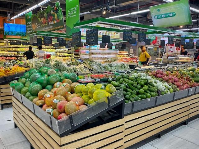 Hà Nội: Thực phẩm đầy ắp kệ hàng, siêu thị cam kết bình ổn giá phục vụ nhân dân chống dịch