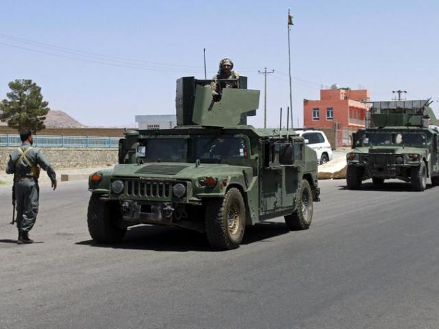 Trận đánh quyết định ở thủ đô Afghanistan cận kề, Mỹ ra điều kiện với Taliban
