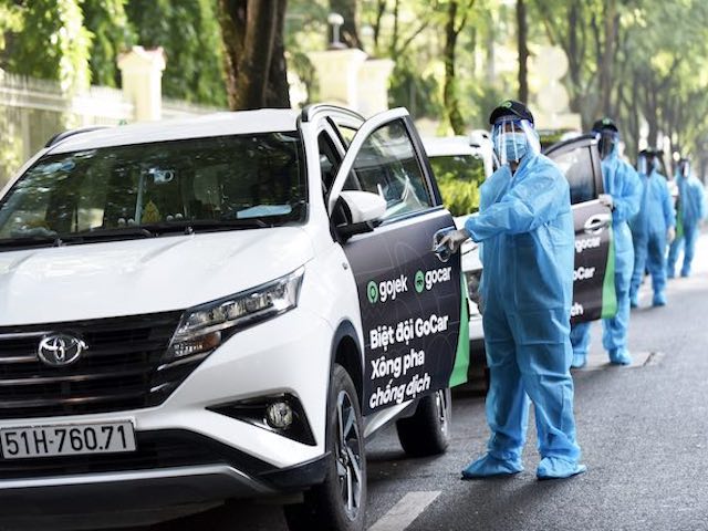 Gojek chính thức có thêm dịch vụ GoCar, chở miễn phí y, bác sĩ tuyến đầu