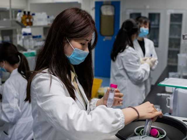 NÓNG nhất tuần: Công ty nước ngoài muốn sản xuất và bán vắc xin Covid-19 Việt Nam