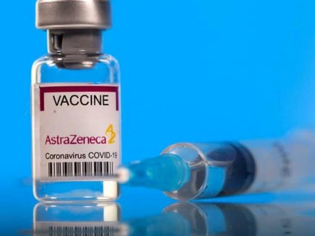 Hơn 400.000 liều vắc-xin AstraZeneca đầu tiên từ Australia về đến Việt Nam