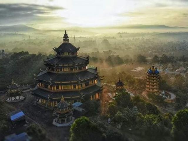Thôn có nhiều chùa nhất Việt Nam nằm ở tỉnh nào?