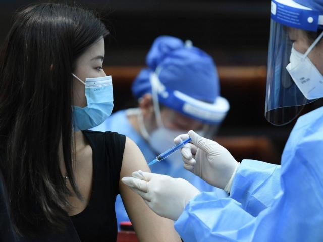 Covid-19: Trung Quốc gặp khó về tiêm chủng