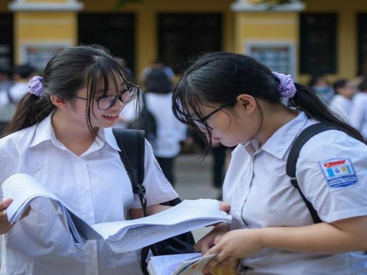 Sau khi biết điểm chuẩn vào lớp 10, học sinh Hà Nội nên làm gì?