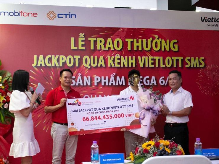 Thuê bao Mobifone đến từ Bình Định trúng Jackpot hơn 66,8 tỷ đồng qua Vietlott SMS