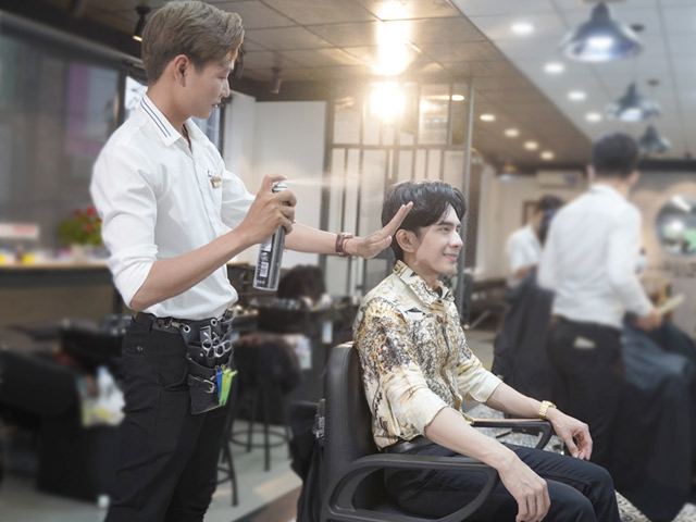 KAI Digital Marketing Agency   THƯƠNG HIỆU LÀM ĐẸP TÓC NAM 30SHINE THÀNH  CÔNG NHỜ SỰ GIÚP SỨC TỪ CÔNG NGHỆ Khách bước vào chuỗi tiệm cắt tóc nam này  không