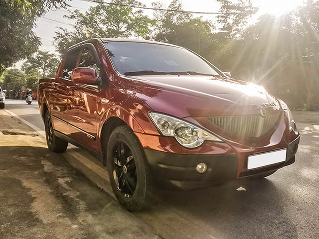 Xe bán tải hàng hiếm Ssangyong Actyon Sport hơn 10 tuổi tại Việt Nam