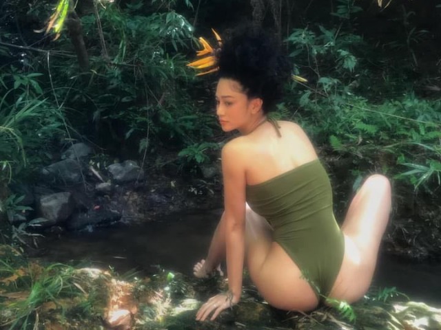 Những bộ ảnh thời trang trong rừng của người đẹp Việt gây chú ý
