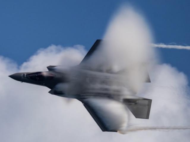 Đồng minh ra 'tối hậu thư' cho Mỹ, đòi 100 tiêm kích F-35 hoặc trả 1,4 tỉ USD