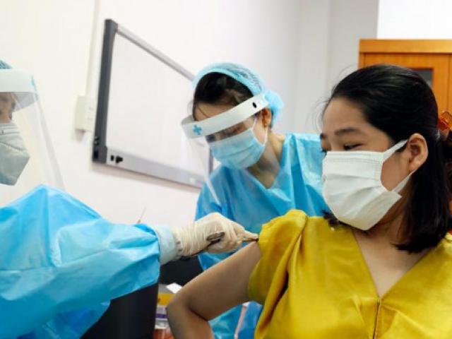 Hà Nội đã phát hiện 100 người từ 13 tỉnh, thành phố trở về có kết quả dương tính với SARS-CoV-2