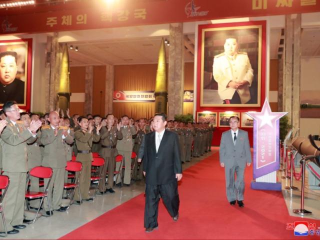 Ông Kim Jong Un &quot;biến mất&quot; lâu nhất trong vòng 7 năm qua