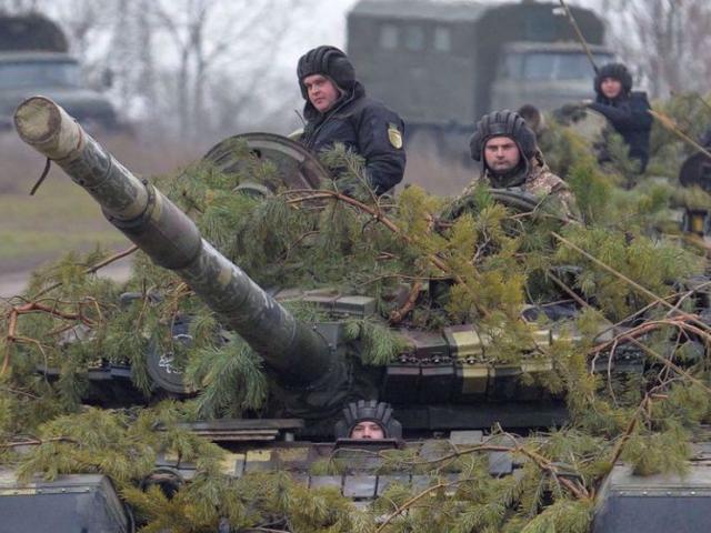 Đang căng thẳng với Nga, Ukraine có động thái quân sự mới, đổ thêm dầu vào lửa