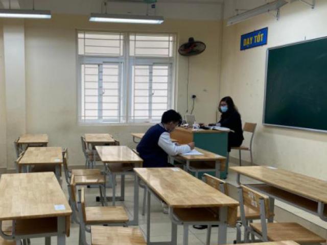 Hà Nội: Học sinh của 8 quận nội thành dừng học trực tiếp từ ngày 27/12